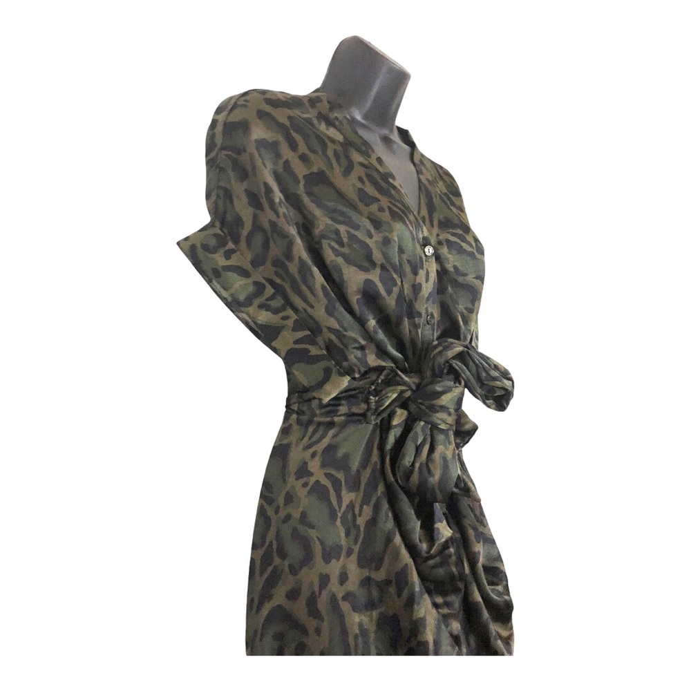 Steve Madden TORI Tony camo green satin look belted button front shirtdress szL - Picture 15 of 17